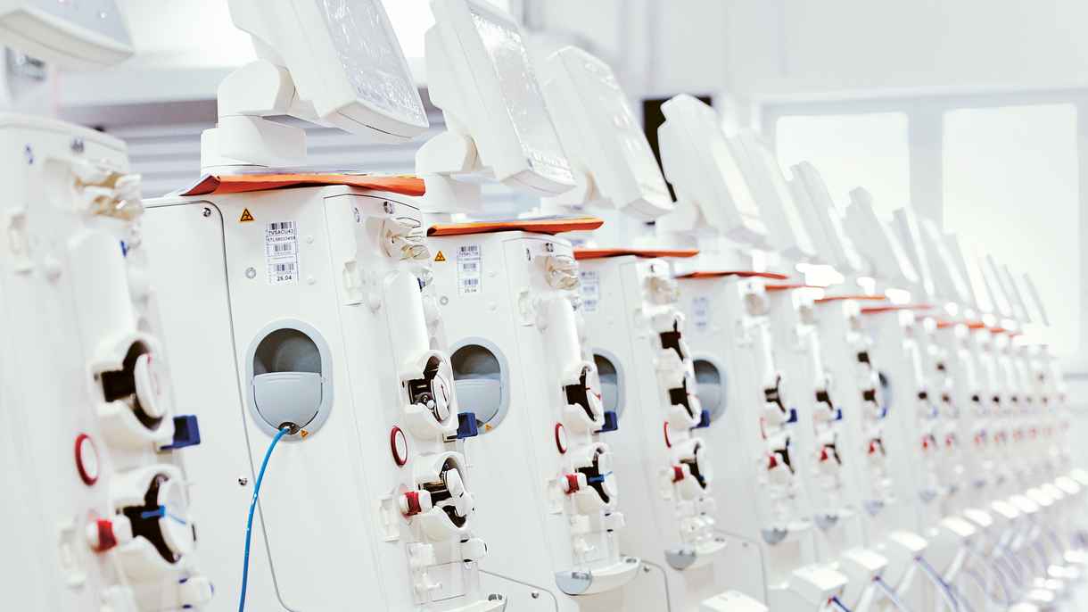 6008 dialysis machines from Fresenius Medical Care in a row
