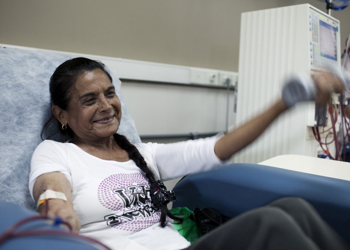 Reyna Castro, dialysis patient